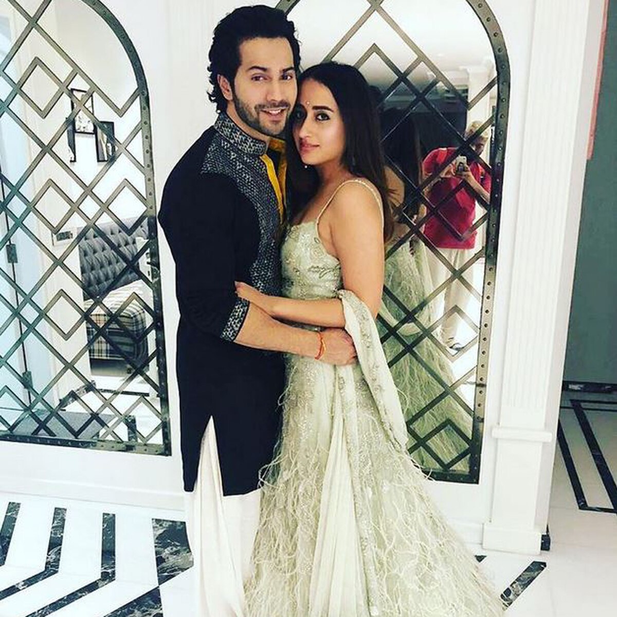 वरुण धवन और नताशा दलाल