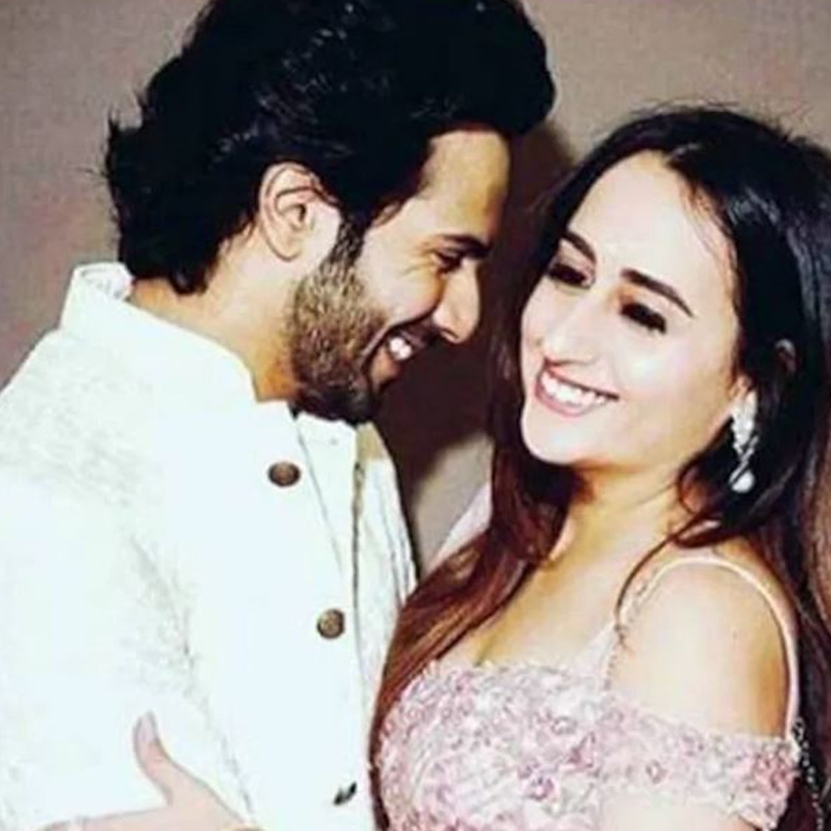 वरुण धवन और नताशा दलाल