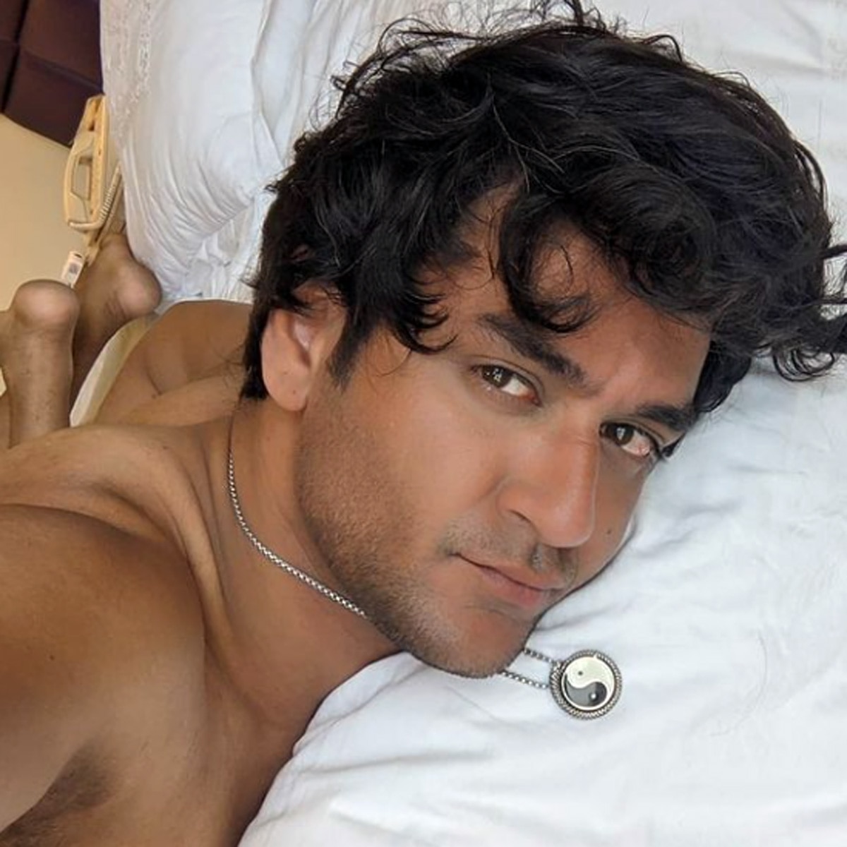  विकास गुप्ता 