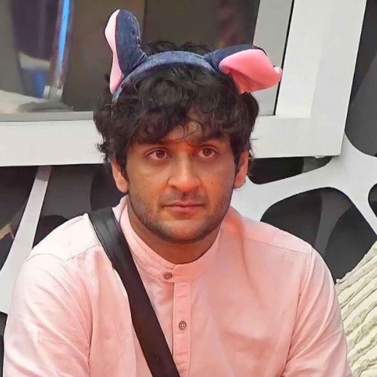  विकास गुप्ता 