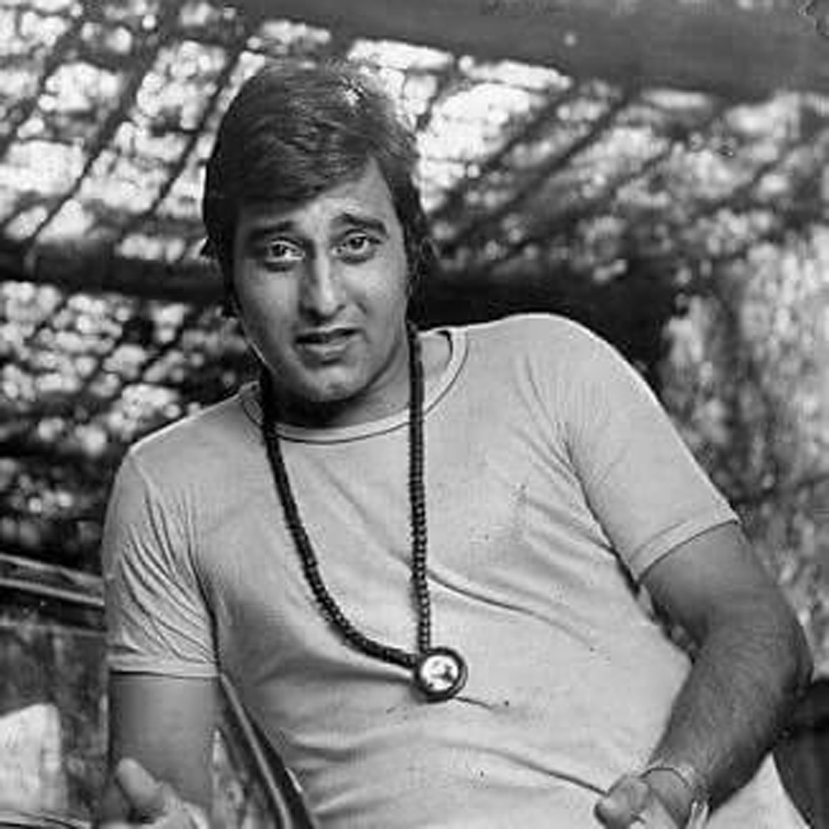 विनोद खन्ना ओशो के आश्रम में