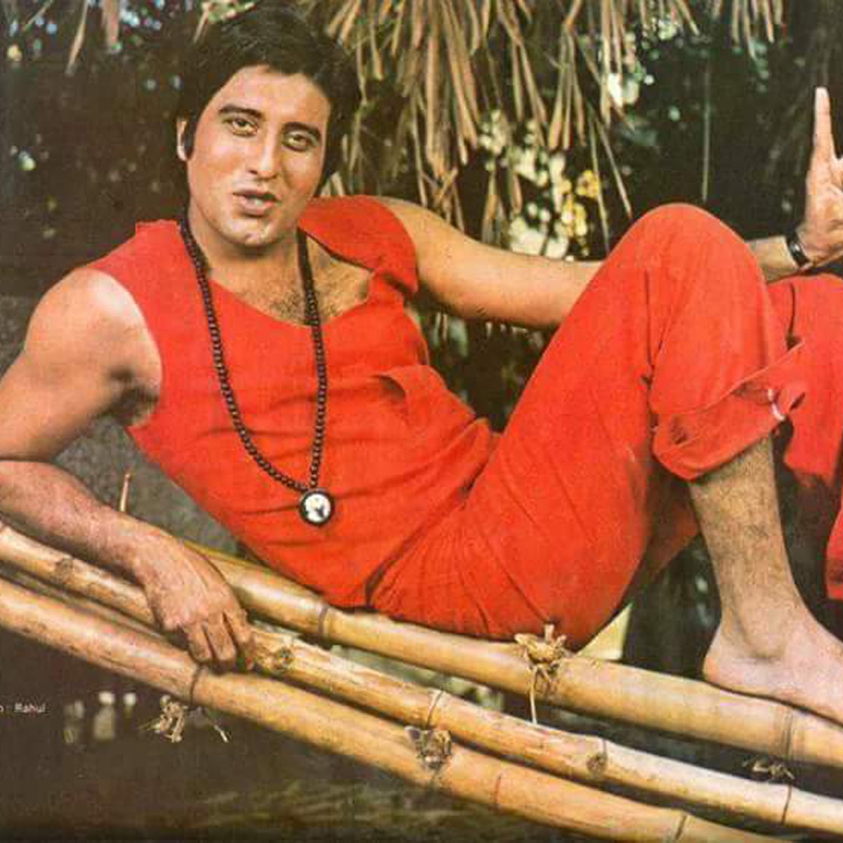 विनोद खन्ना ओशो के आश्रम में