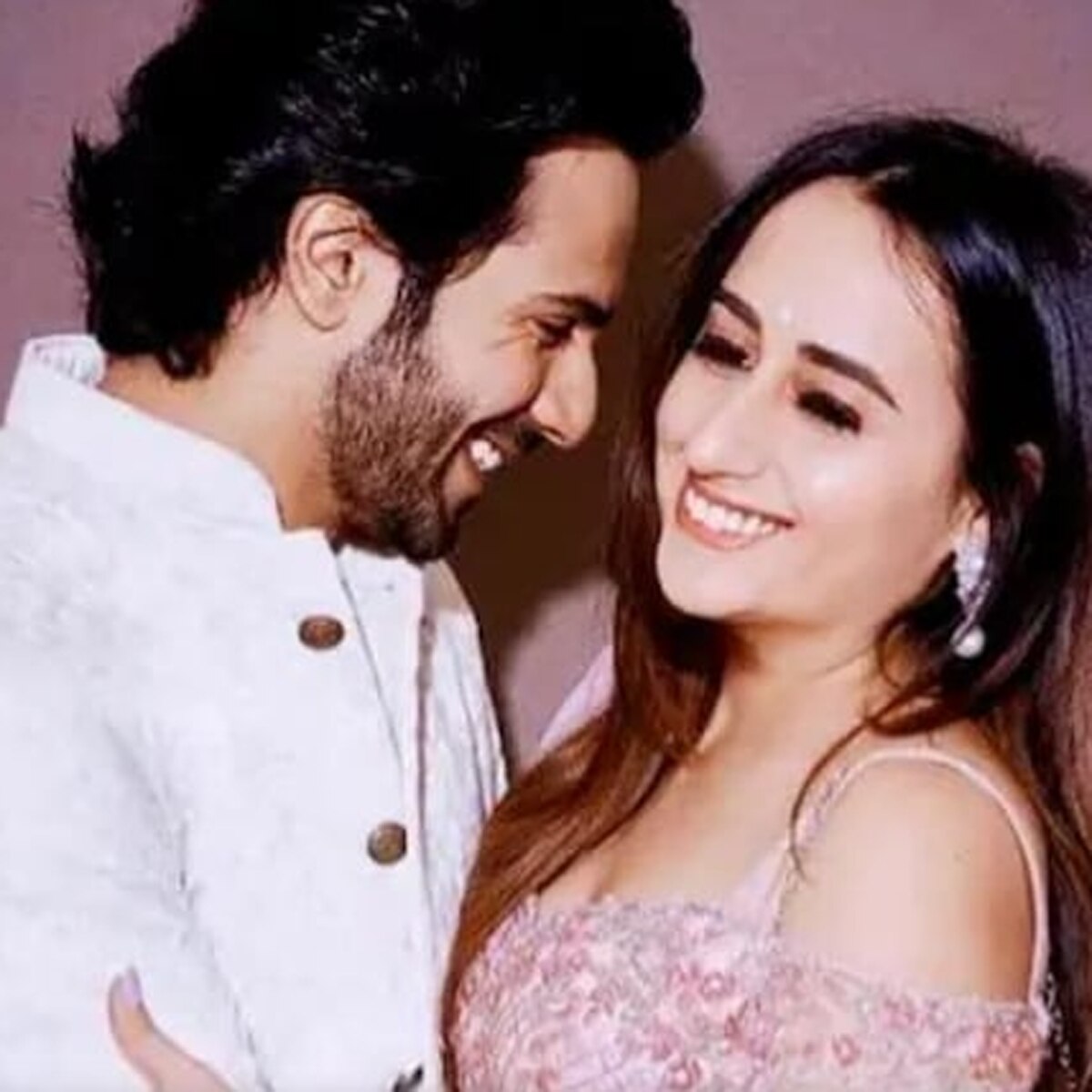 वरुण-नताशा