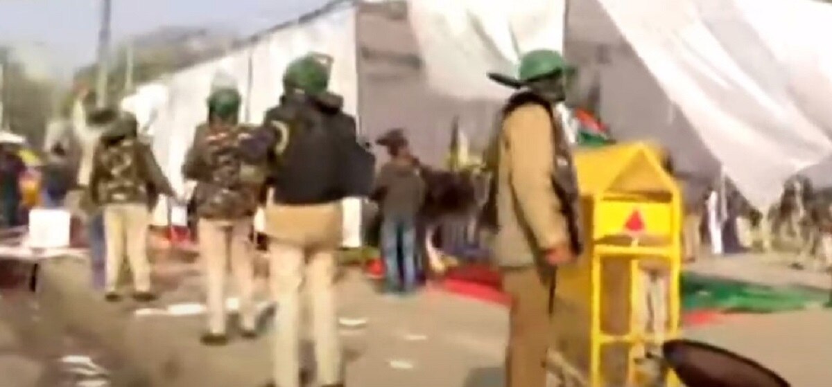 सिंघु बॉर्डर पर प्रदर्शन