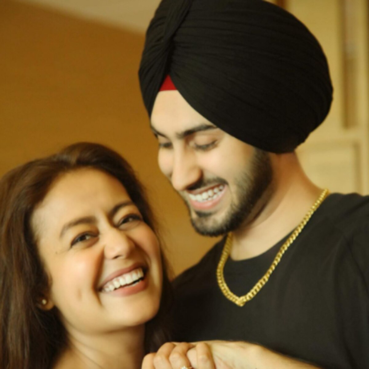 नेहा कक्कड़ संग रोहनप्रीत सिंह 