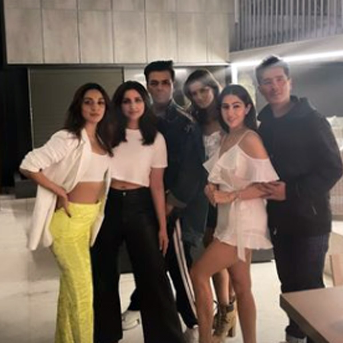  मनीष मल्होत्रा