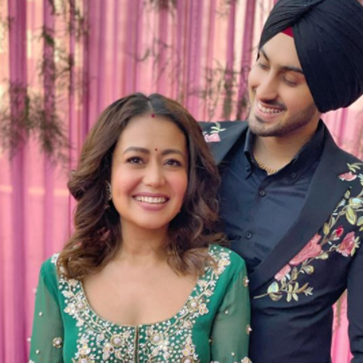 नेहा कक्कड़ संग रोहनप्रीत सिंह 