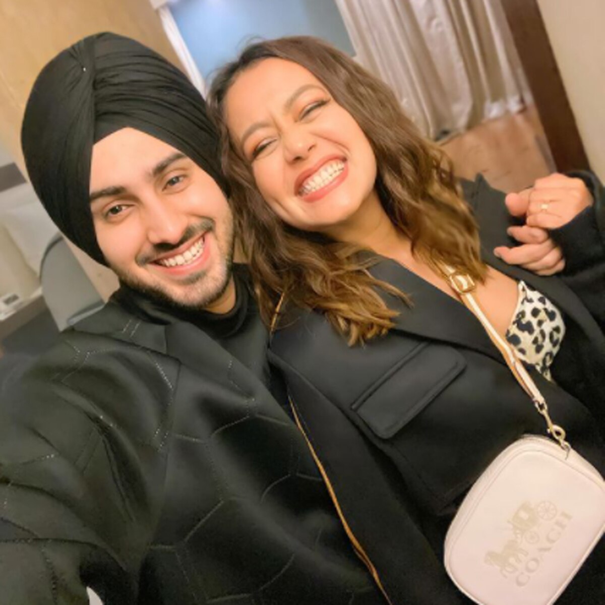 नेहा कक्कड़ संग रोहनप्रीत सिंह 