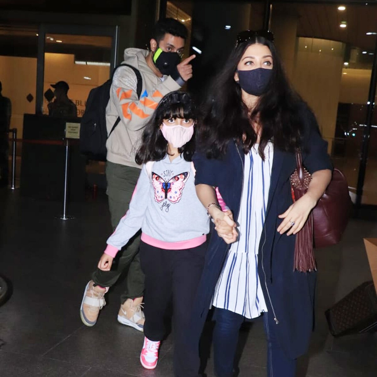 परिवार संग ऐश्वर्या 