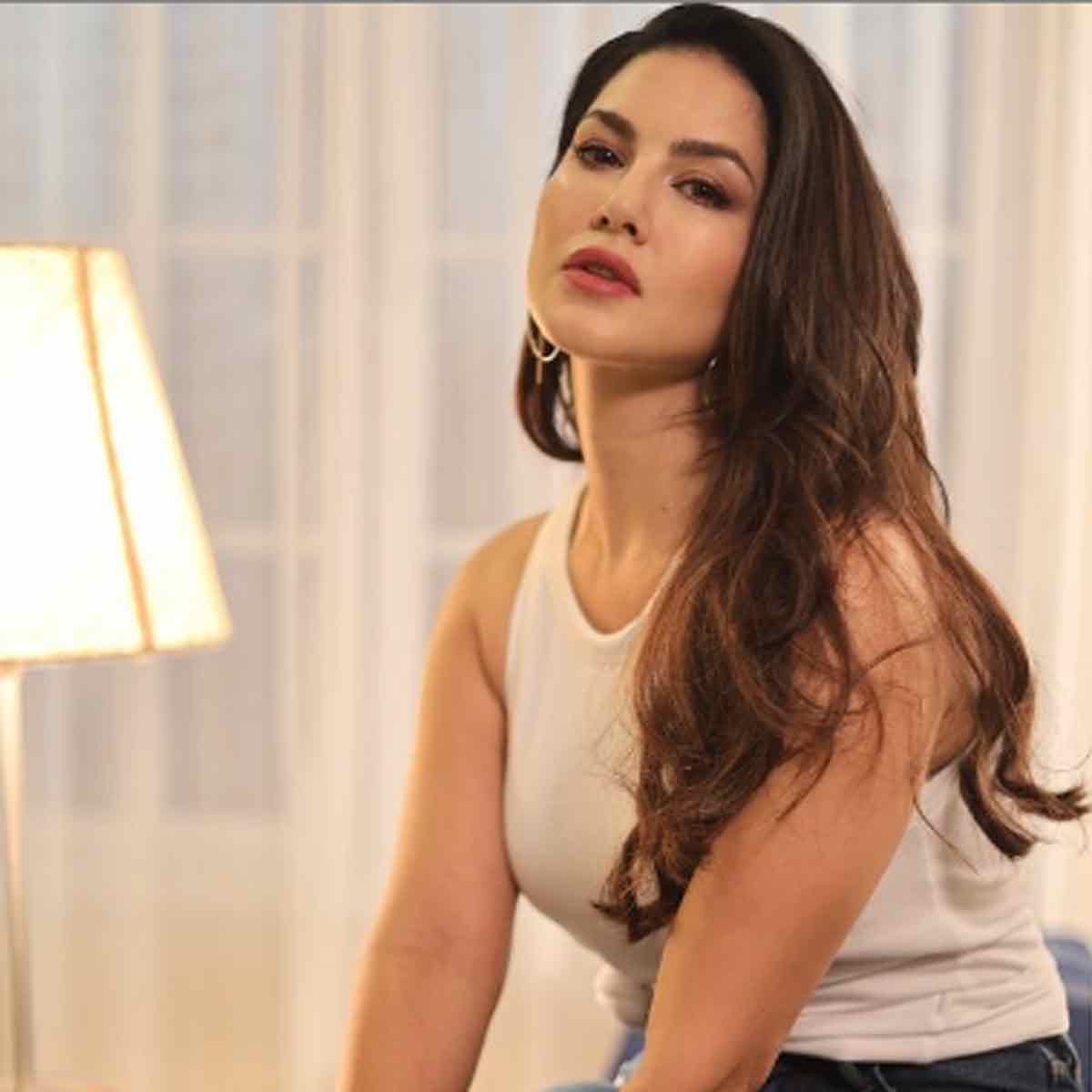 सनी लियोनी