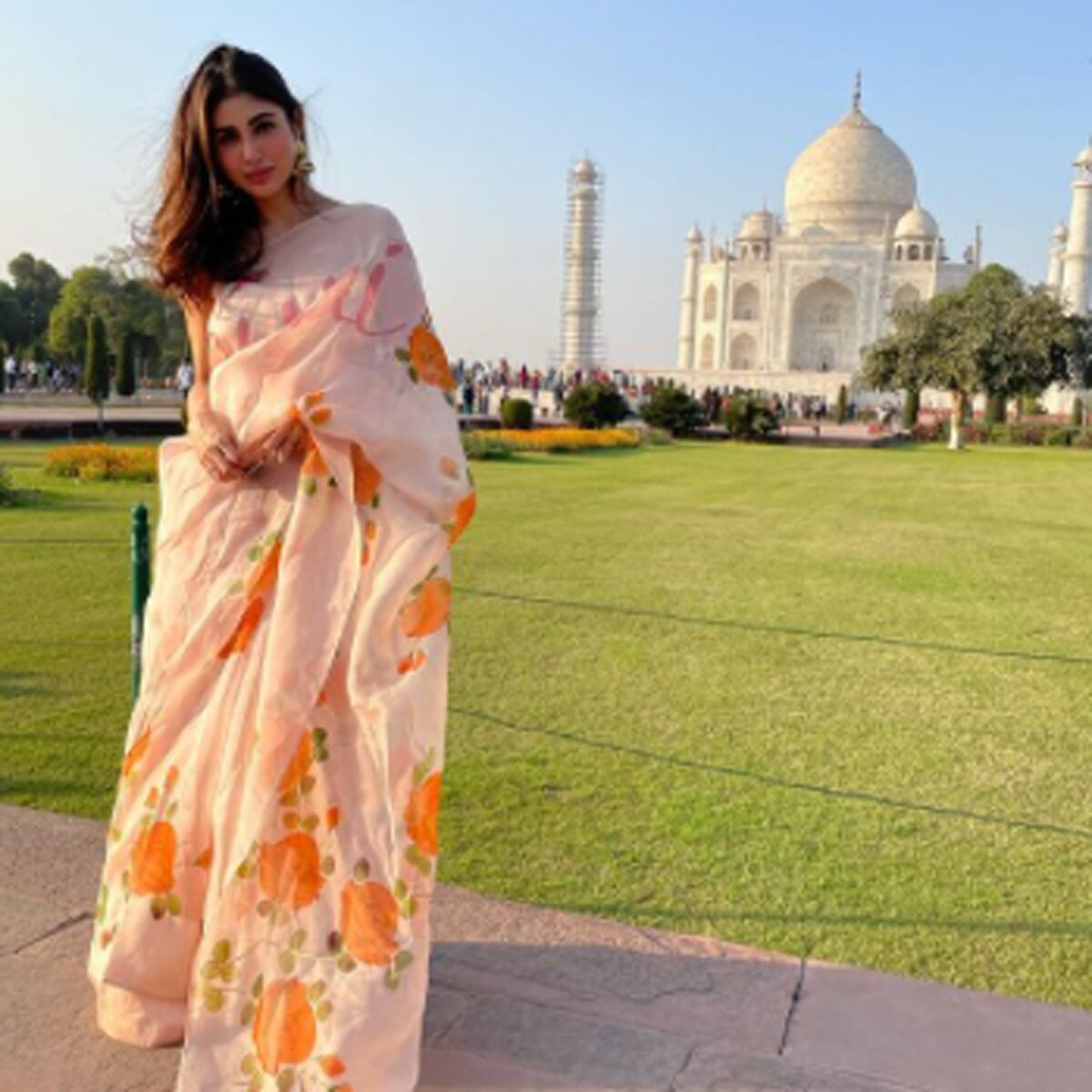 मौनी रॉय