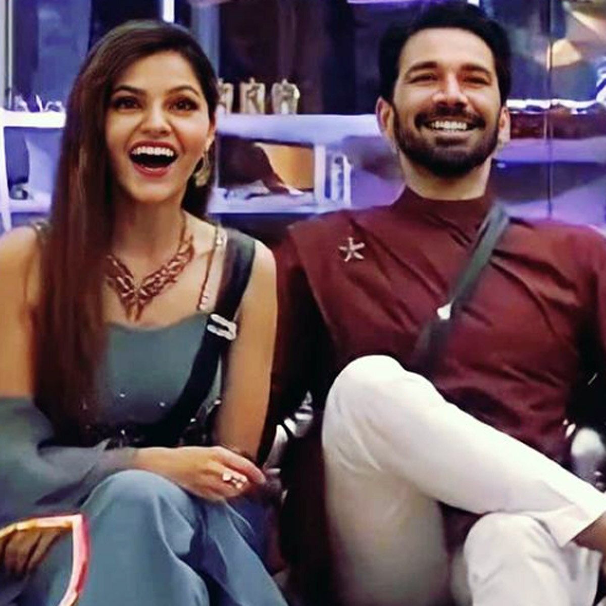 रुबीना दिलैक संग अभिनव 