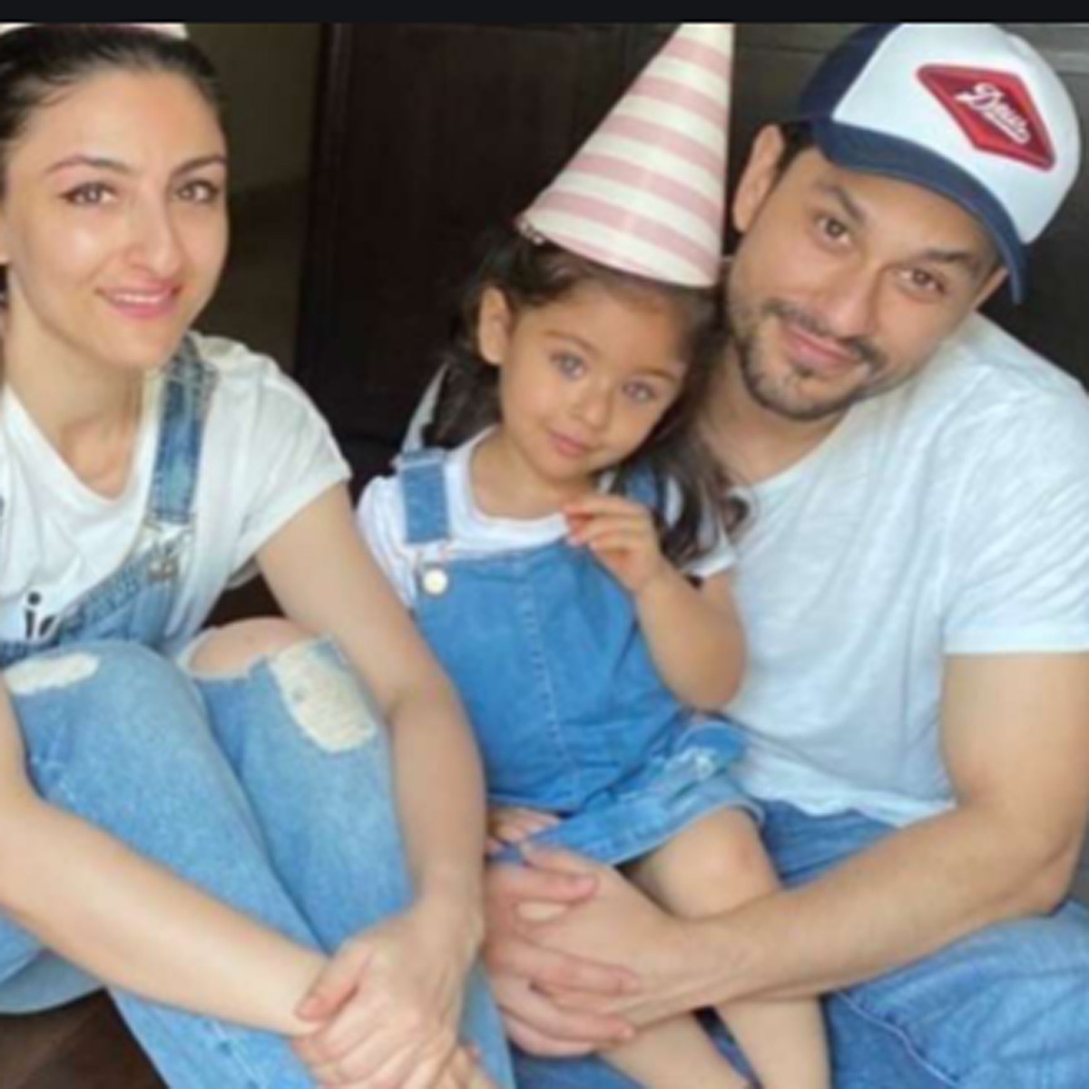  कुणाल खेमू