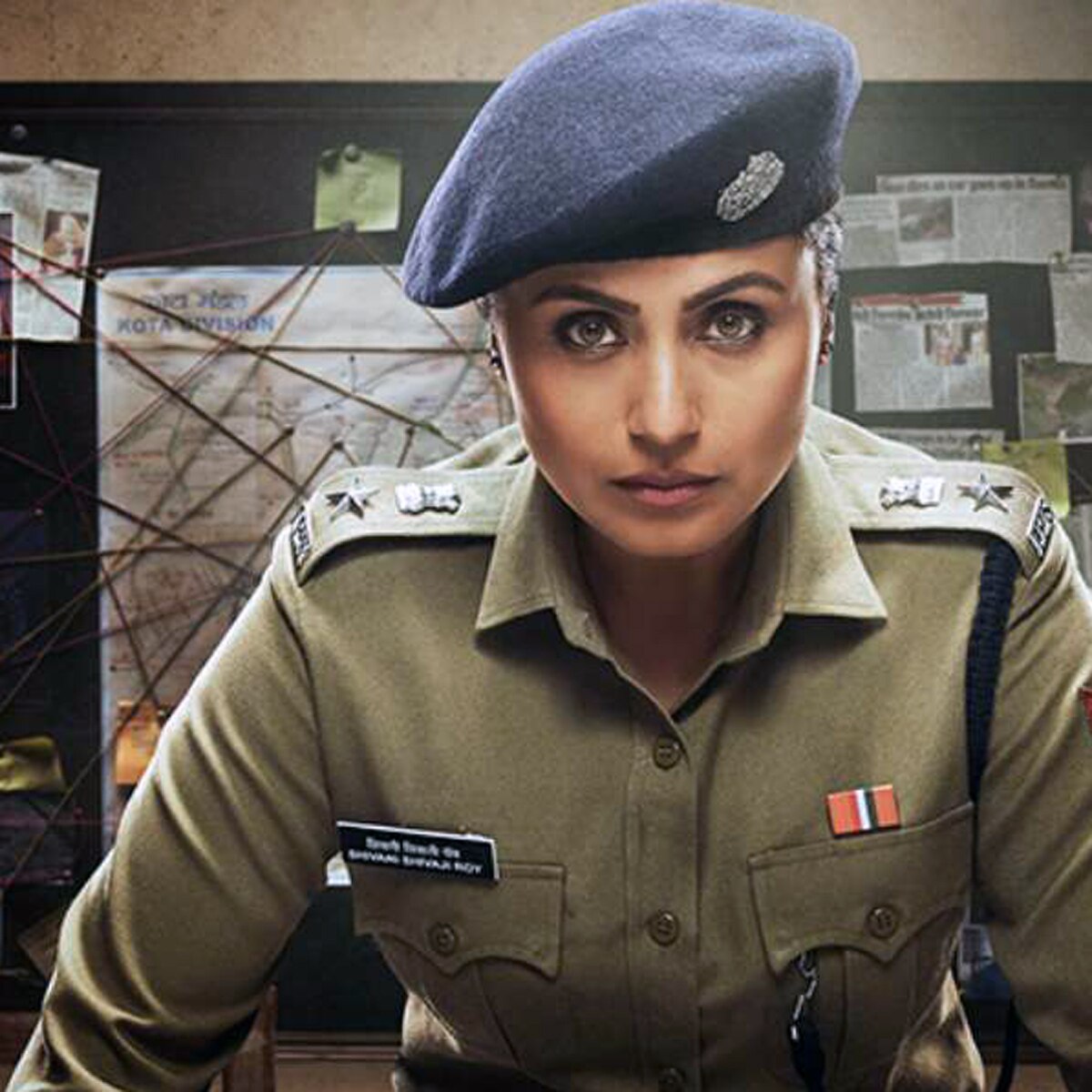 पुलिस अफसरों के किरदार