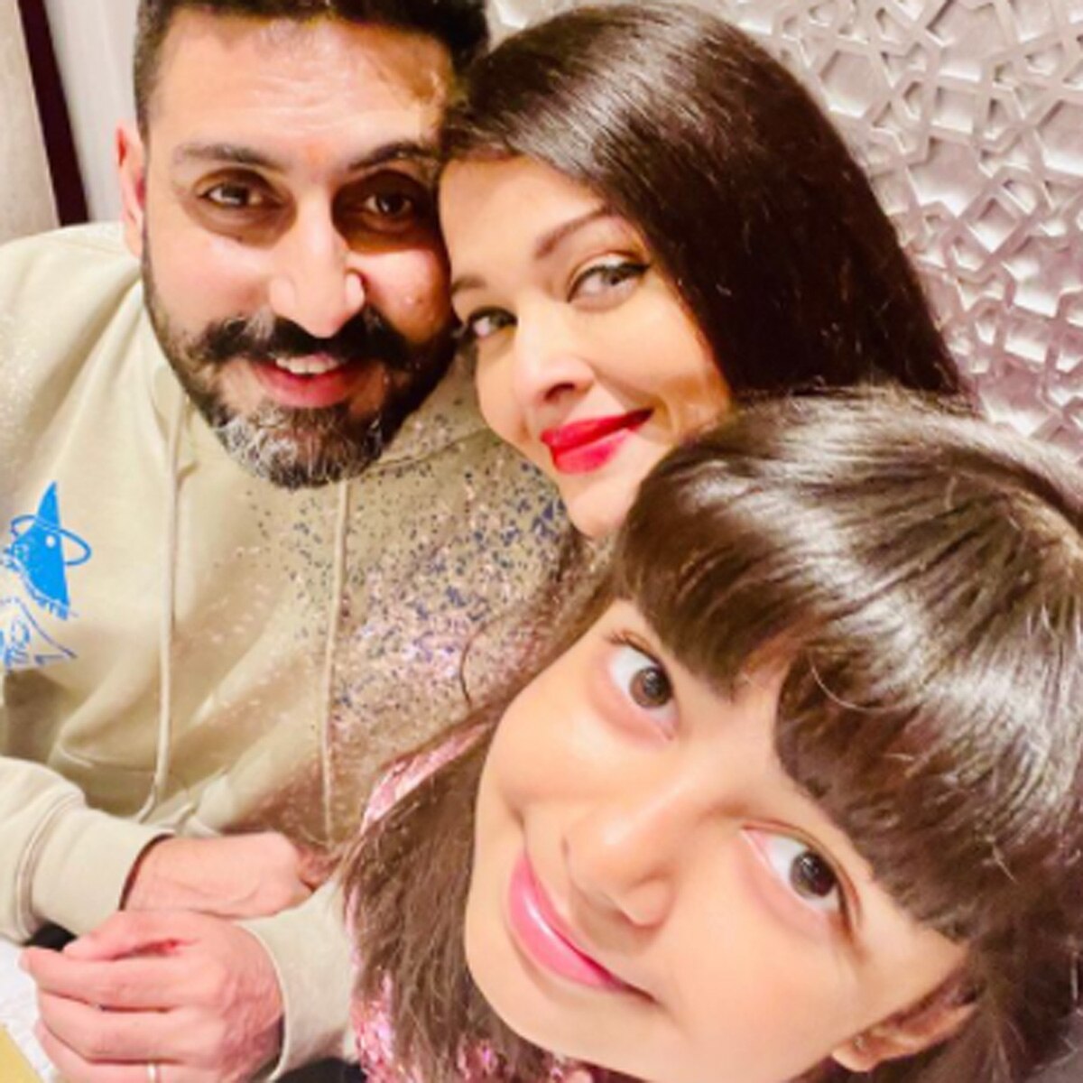 परिवार संग ऐश्वर्या 