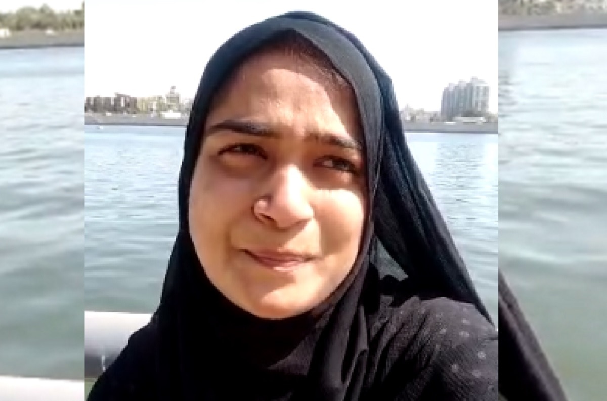 हंसते-हंसते नदी में कूद गई विवाहिता