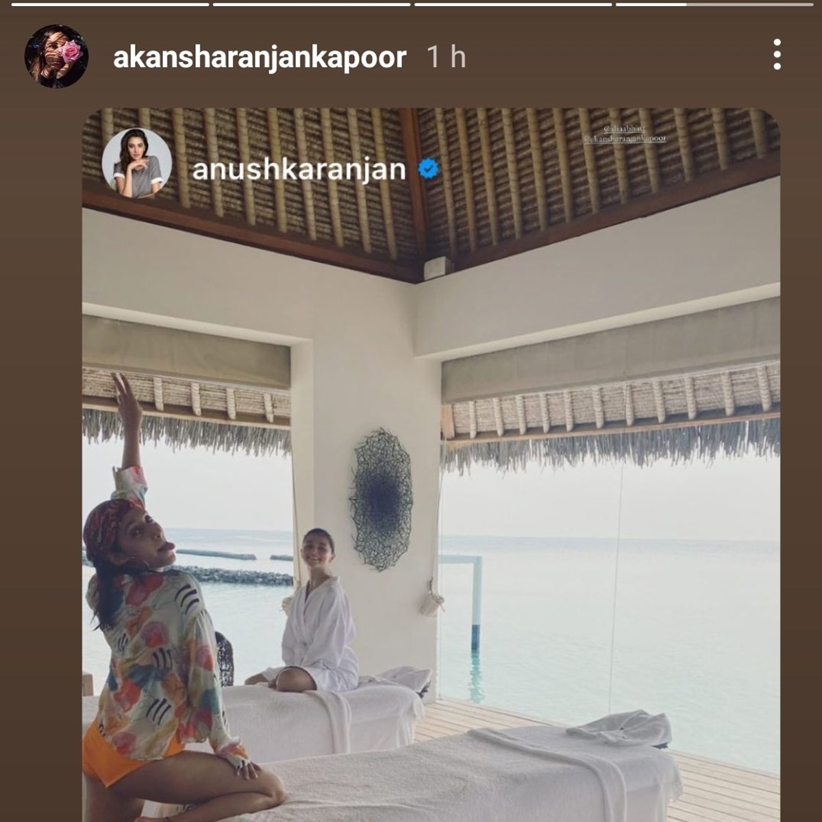 आलिया भट्ट और आकांक्षा रंजन कपूर 