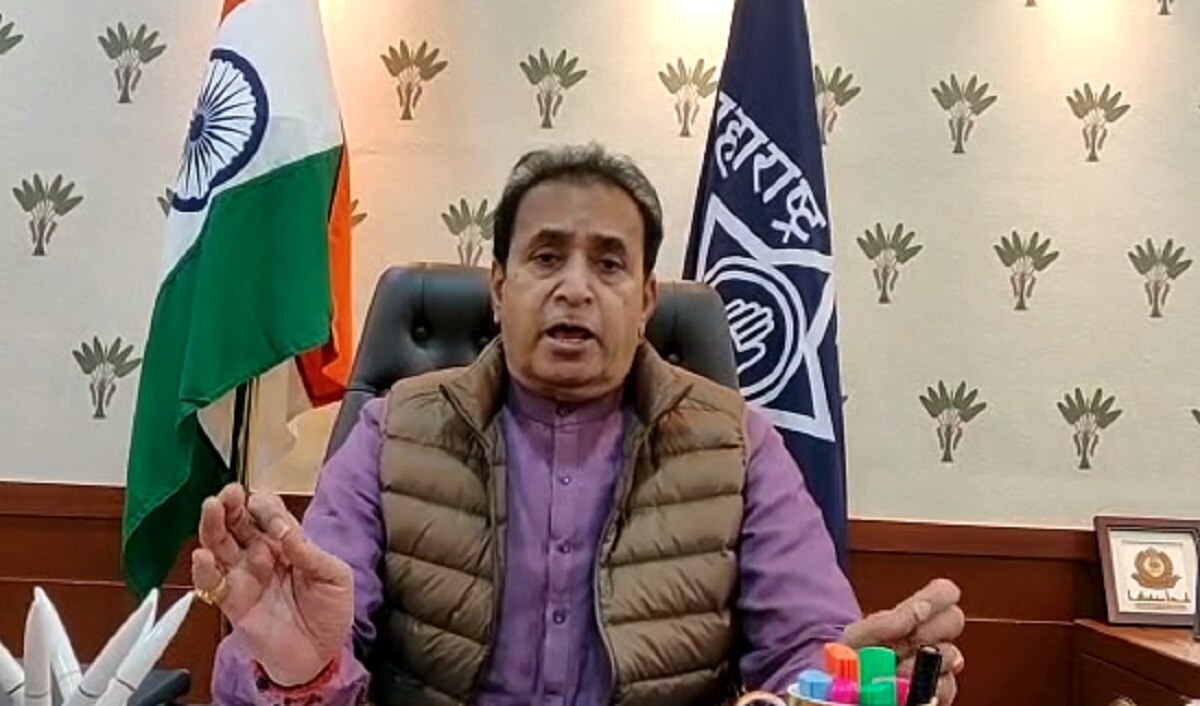 मुकेश अंबानी के घर 'एंटीलिया' के पास संदिग्ध स्कॉर्पियो