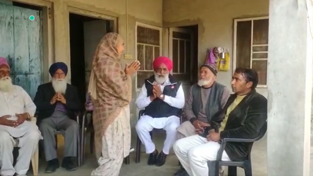 रोजी रोटी के लिए सऊदी अरब गया था बेटा.