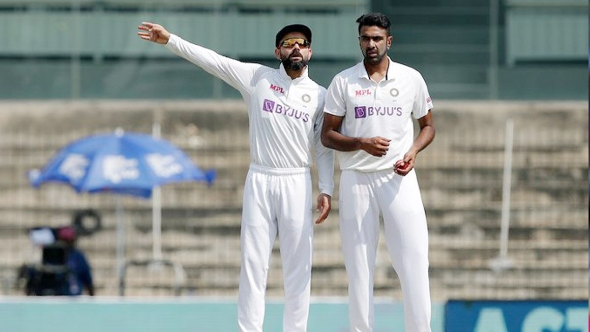 Joe Root scores century