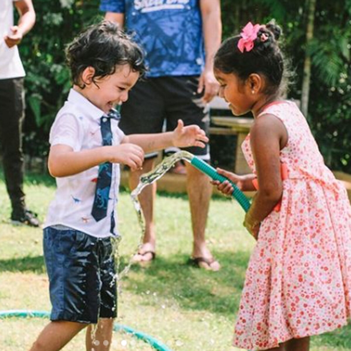 सनी लियोनी के बच्चे