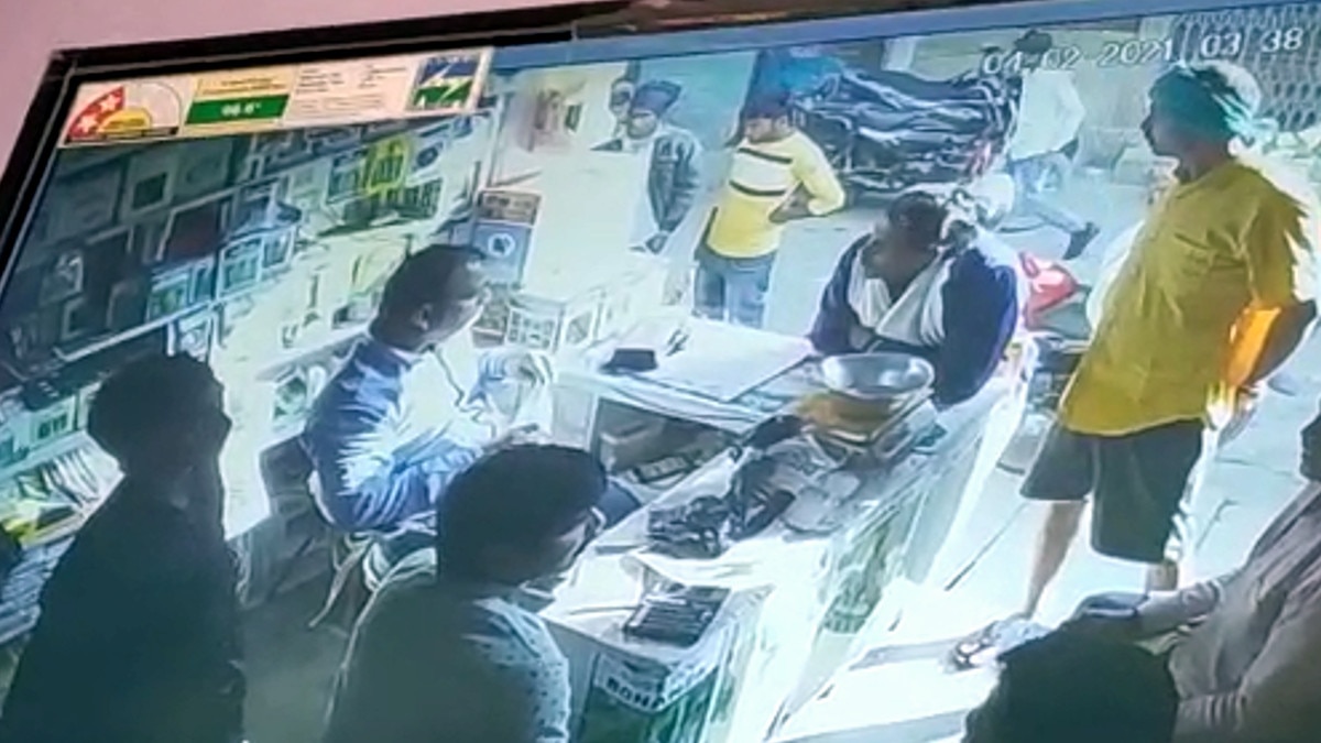  बिहार में बदमाशों का कहर, रंगदारी के ल‍िए व्यापारियों को बना रहे निशाना