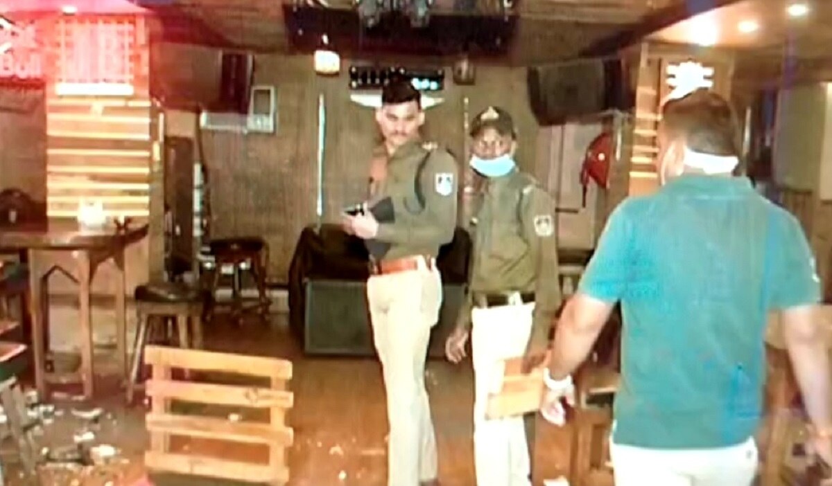 वैलेंटाइन डे पर भोपाल में प्यार पर पहरा