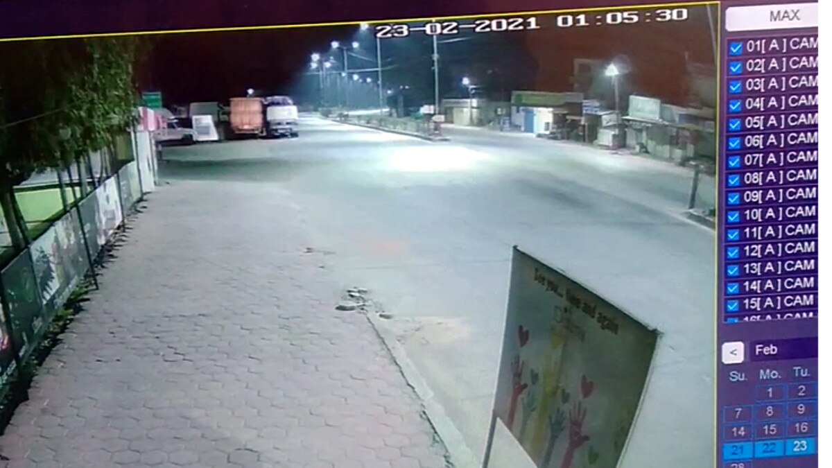  2 सेकेंड में 6 छात्रों की मौत, सीसीटीवी में नजर आई खड़े ट्रक में घुसती हुई तेज रफ्तार कार 