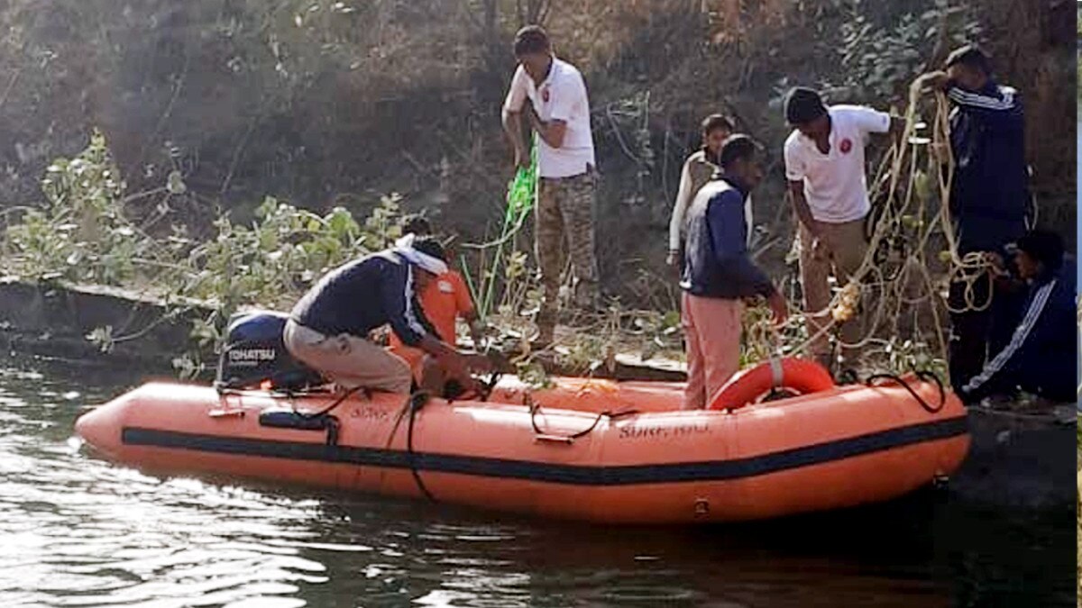 कपल का पीछा कर रहे थे पर‍िजन, दोनों ने हाथ बांधकर नहर में लगा दी छलांग 