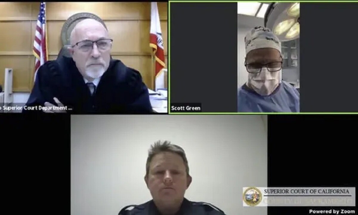 ऑपरेशन थिएटर से कोर्ट की सुनवाई में शामिल हुआ डॉक्टर