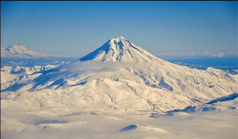 कजाकिस्तान में निकला आइस वोल्कैनो