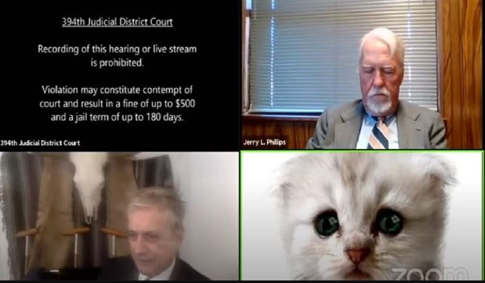 जब वकील को जज से कहना पड़ा