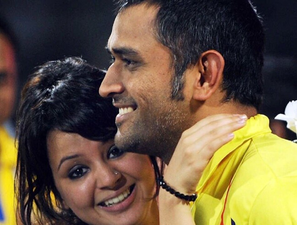 धोनी और साक्षी