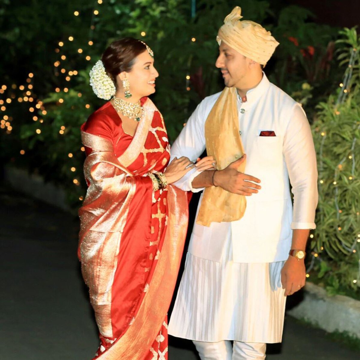 दीया और वैभव