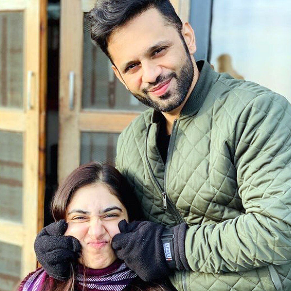 द‍िशा परमार-राहुल वैद्य 