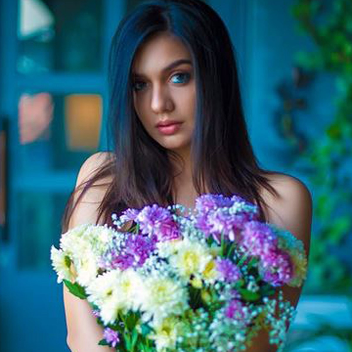 दिव्या अग्रवाल