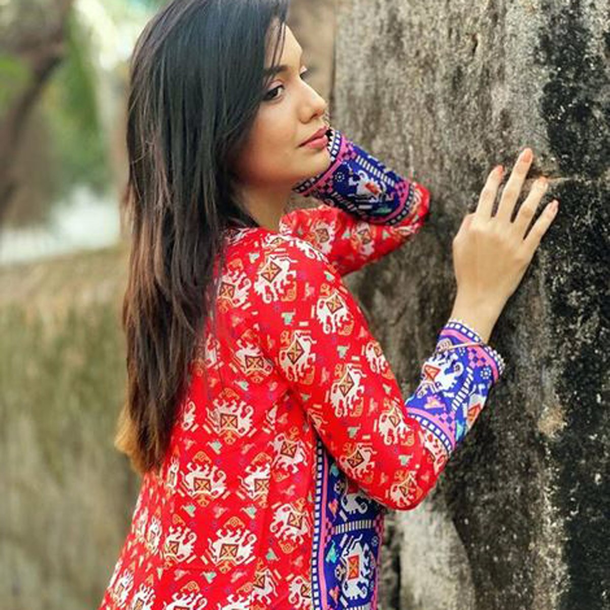 दिव्या अग्रवाल