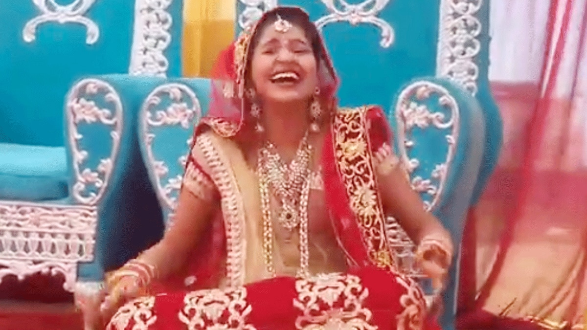 दुल्हन को छुआ, तो दूल्हे ने जड़ दिया थप्पड़ (फोटो वायरल वीडियो ग्रैब)