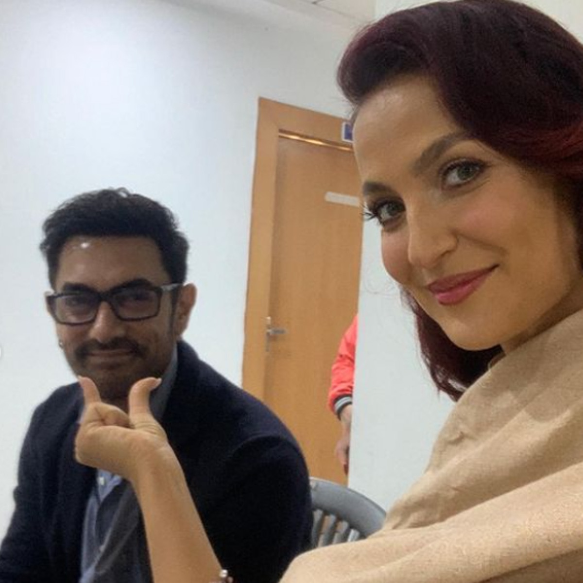 एली अवराम-आमिर खान  