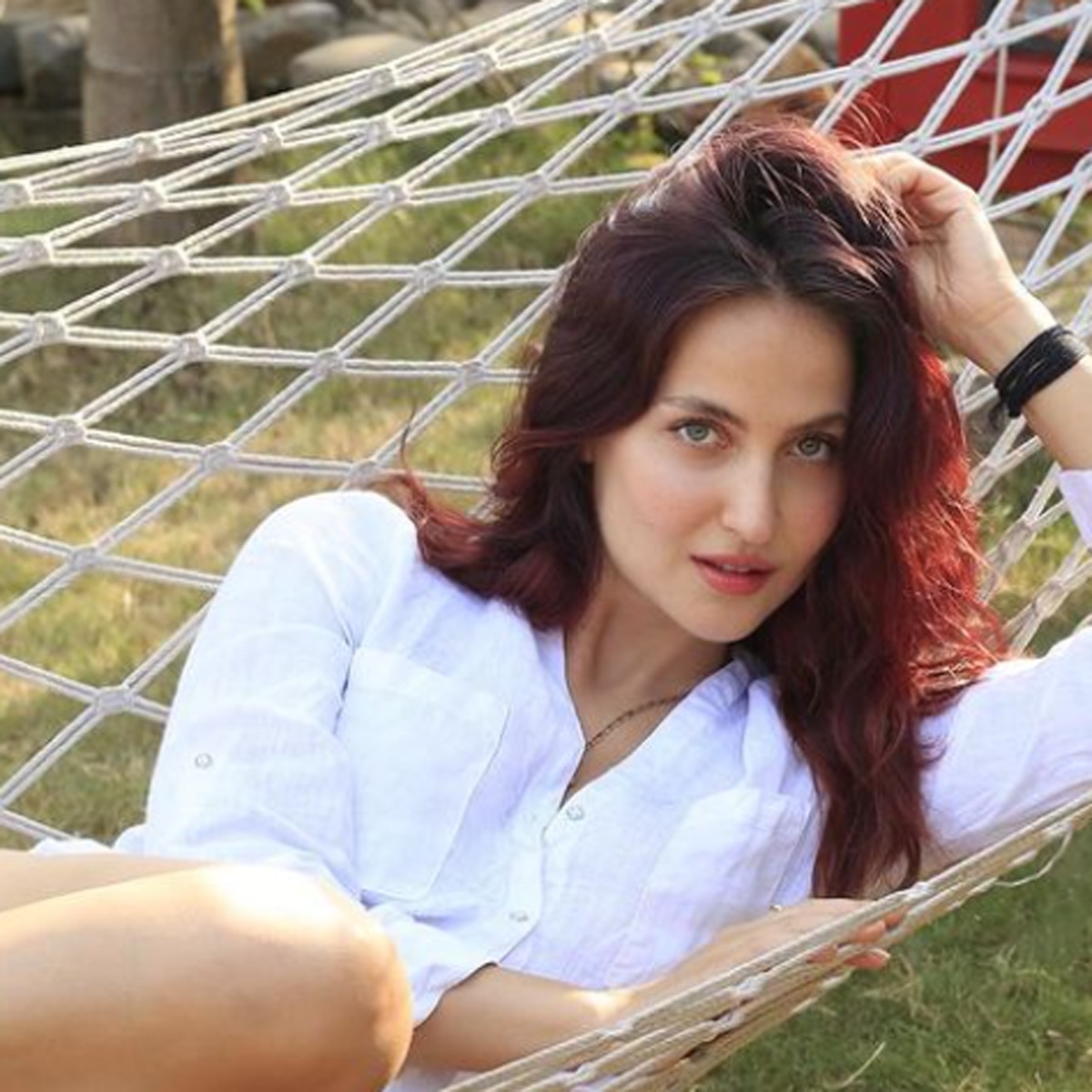 एली अवराम 