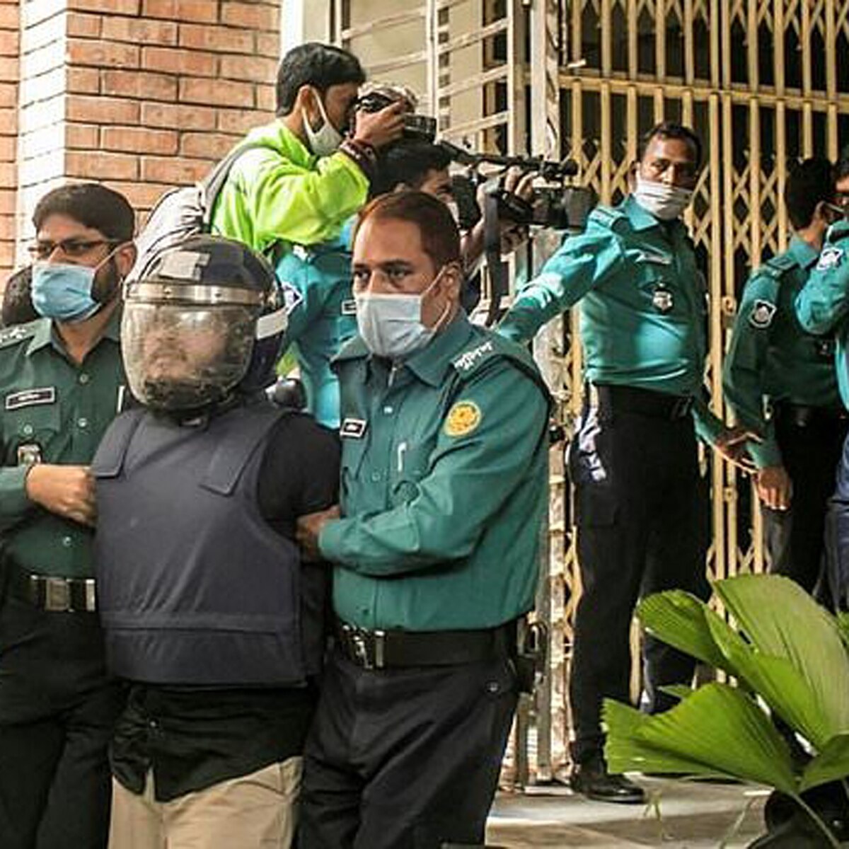 अविजीत रॉय की मौत के आरोपी