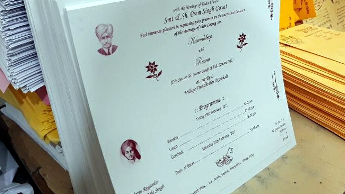 शादी कार्ड पर क‍िसान आंदोलन की झलक, No Farmer-No Food का छपवा रहे स्लोगन 