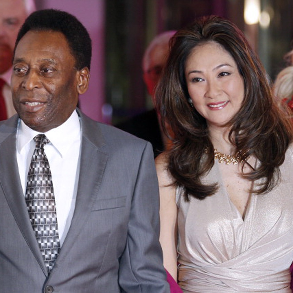 पेले अपनी तीसरी पत्नी मर्सिया के साथ