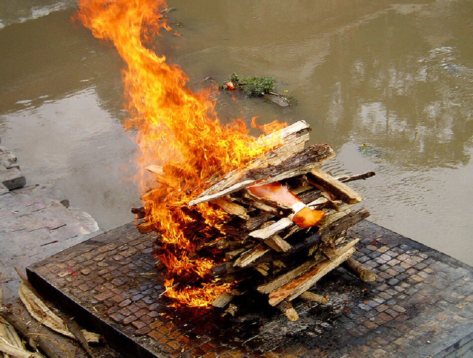 सुनसान जगह पर ना जाएं