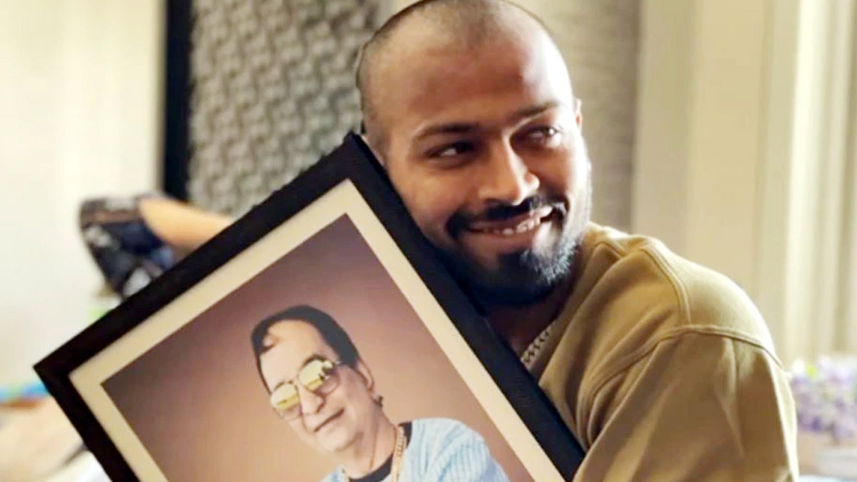 Hardik Pandya gets emotional as he posts video of his father