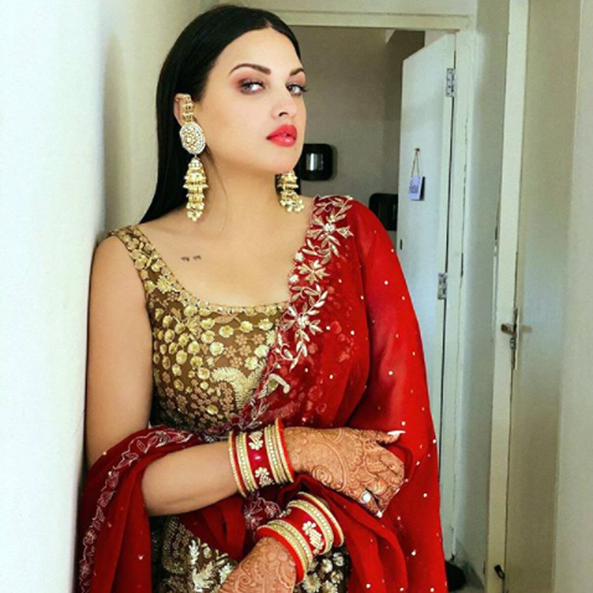 हिमांशी