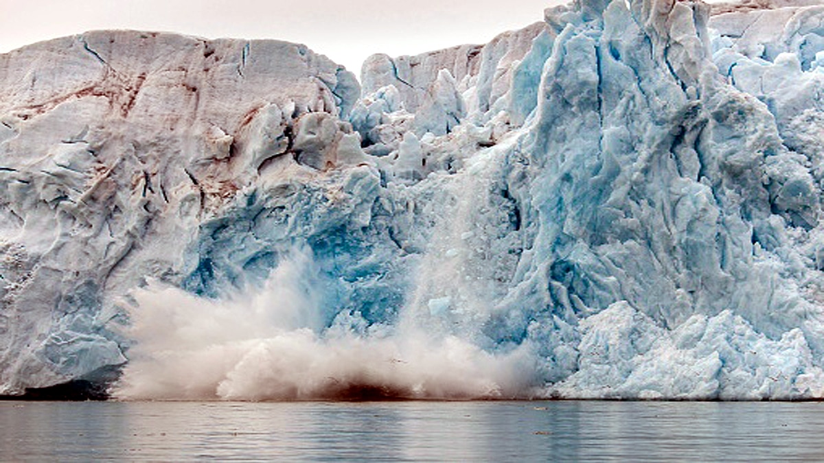 World Largest iceberg A68a broken