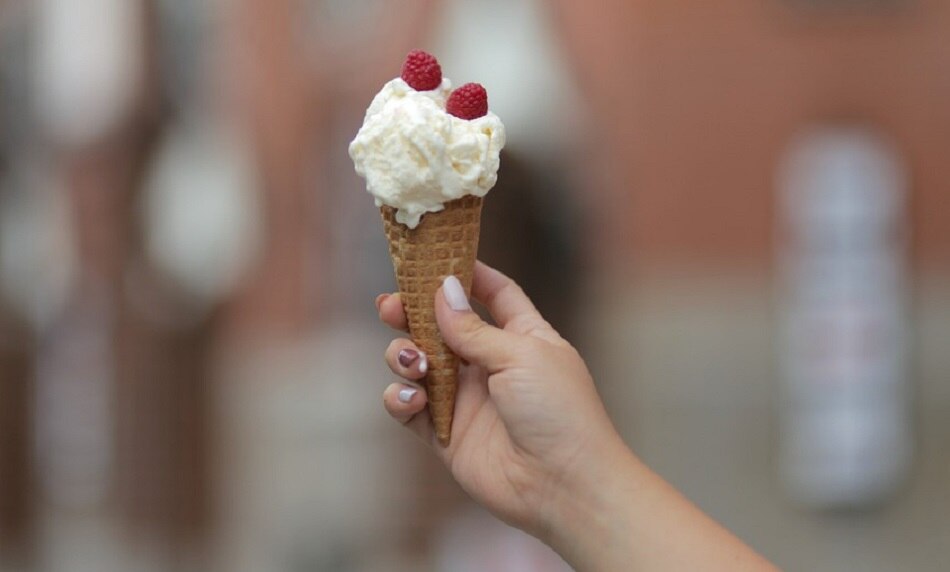 आइसक्रीम की वजह से सिर दर्द