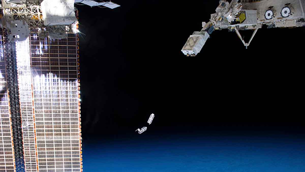 PM Modi Photo on ISRO Space Kidz India Satellite