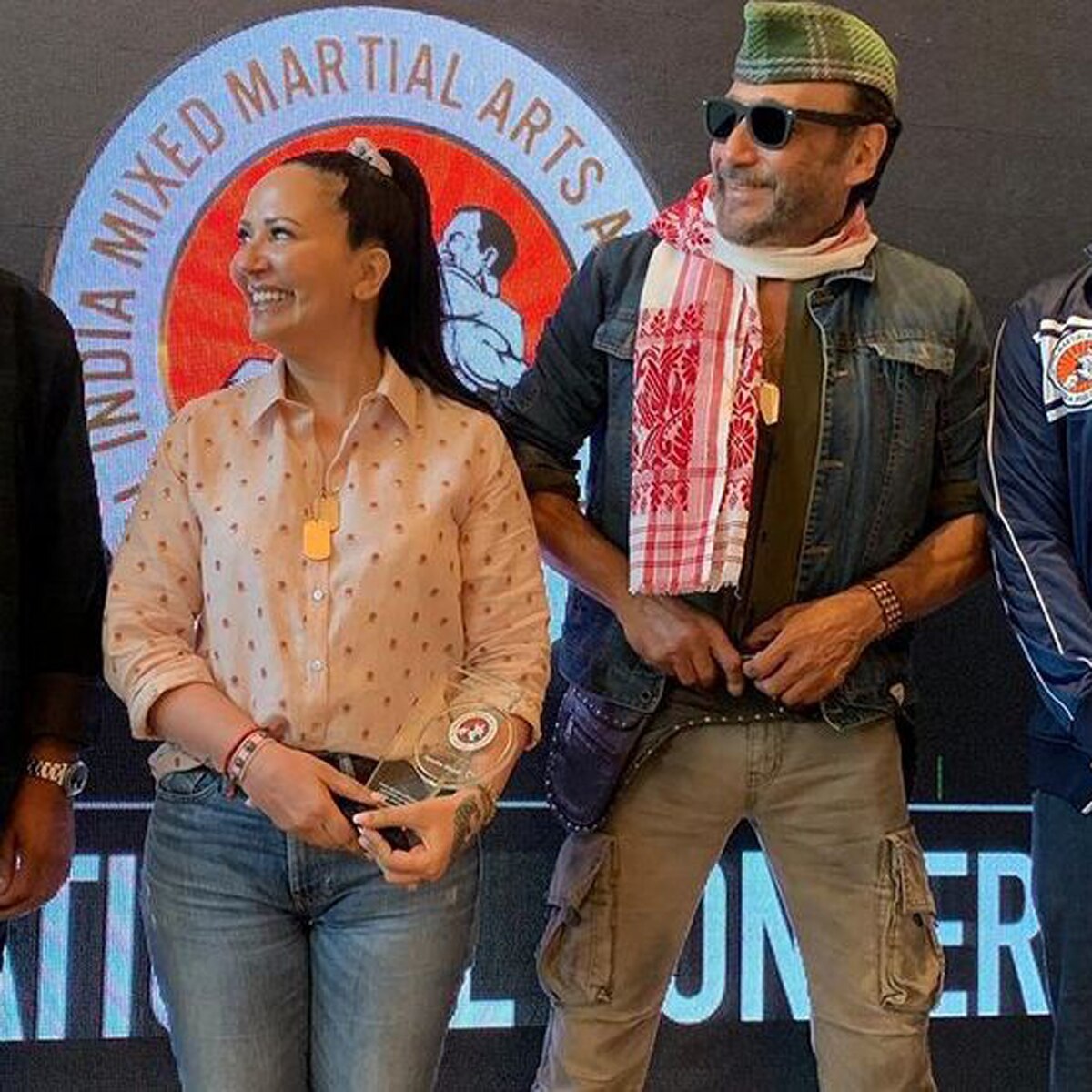 जैकी श्रॉफ संग आएशा श्रॉफ